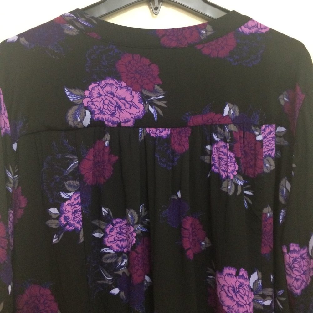 Torrid Boho Tunic Blouse Black / Plum Floral NWOT - Picture 9 of 14